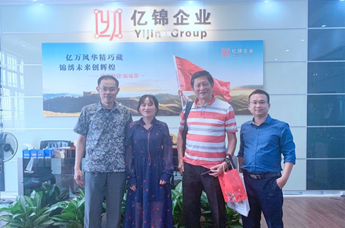 With client at membrane sunshade project, Hainan checkpoint
